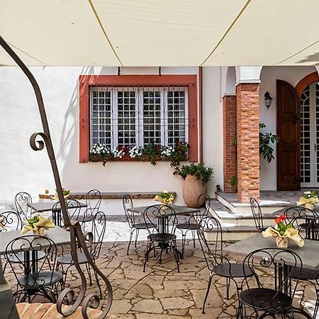 Borgo Prima Luce Hotel Cuglieri Exterior photo
